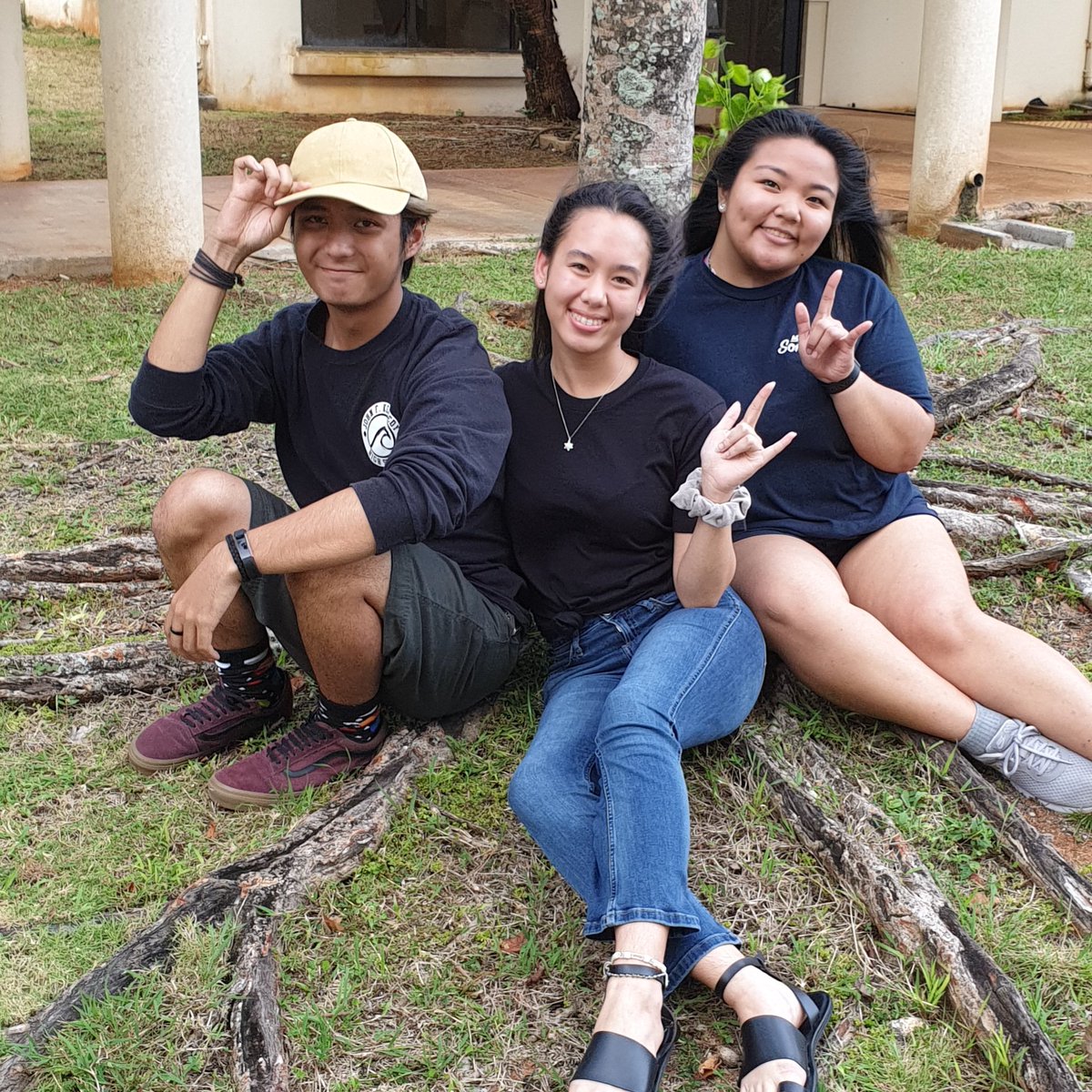 yfyliveguam's tweet photo. 17 DAYS UNTIL THE 2019 YOUTH FOR YOUTH CONFERENCE! 🤟🏼🤟🏼 #DiversityOVERDivision #ItStartswithYFY https://t.co/4RP7l3EBIl