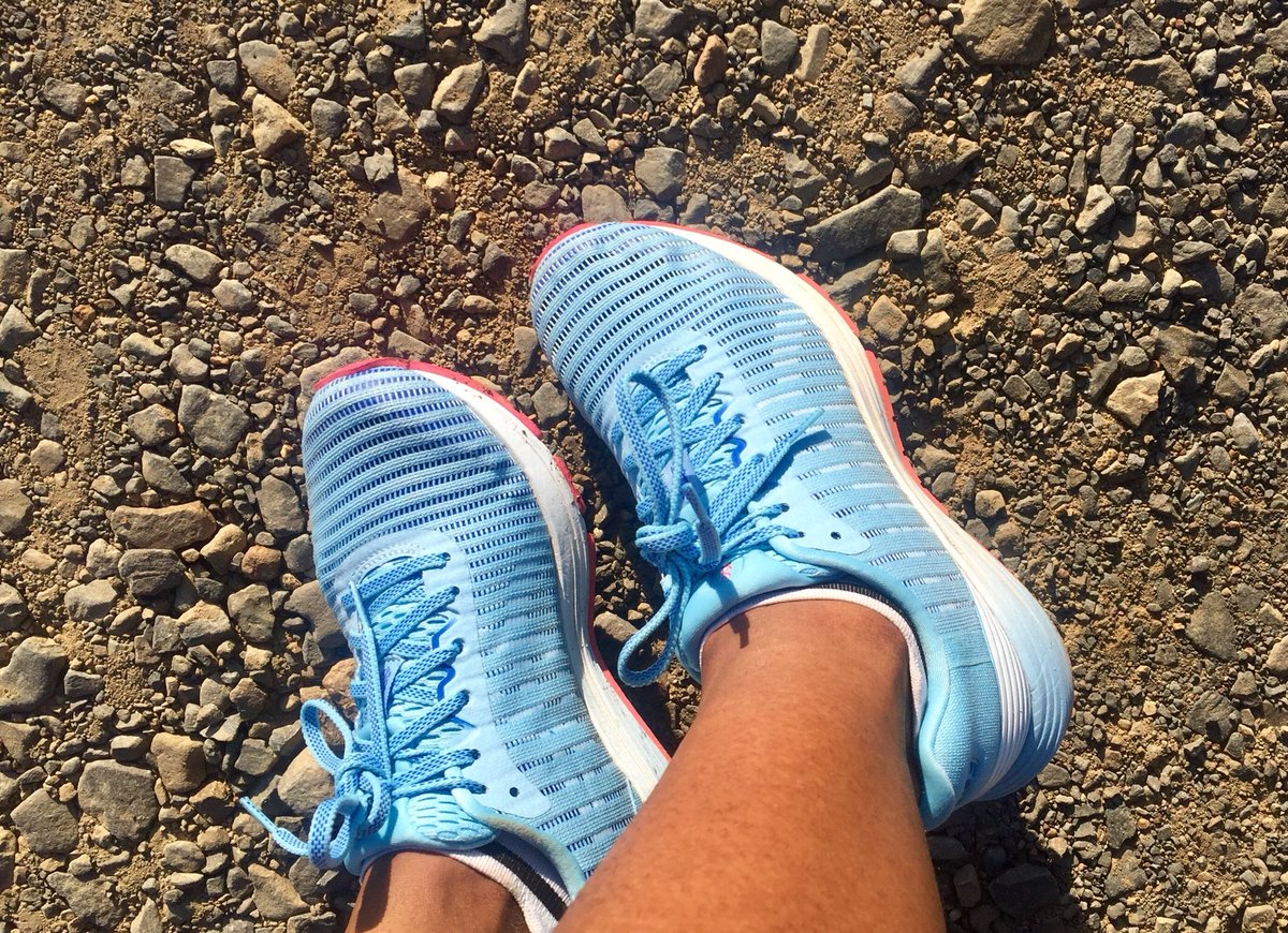 CarolinePule's tweet photo. Had a quick 15.7km run this morning and feeling good! First time running with my new ASICS #DynaFlyte3 running shoes and was impressed with the performance! Super light and comfortable, more like #DontRunFly mood!
#IMoveMe #ASICSFrontRunnerZA #ASICSFrontRunner #Wonderwoman https://t.co/F6lgMVM8aS