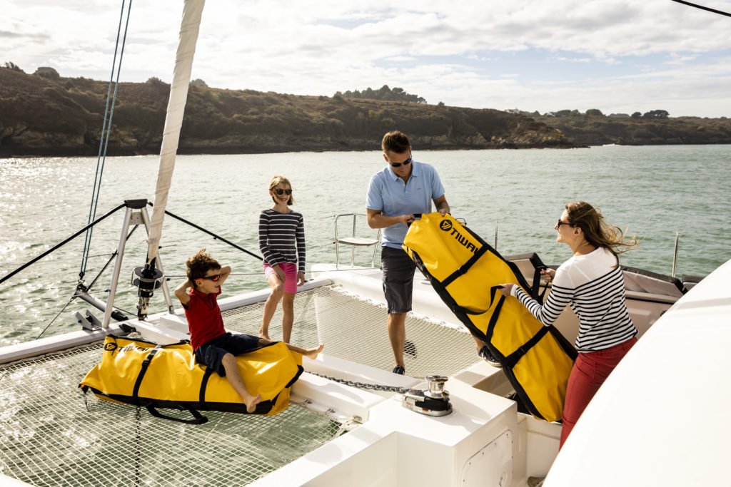 Découvrez le voilier imaginé par Marion Excoffon qui prouve que design peut s'allier aux performances.
bit.ly/2T8FGw9

#design #intramuros #intramurosmag #interiordesign #decoration #architecture #archidaily #deco #magazine #designer