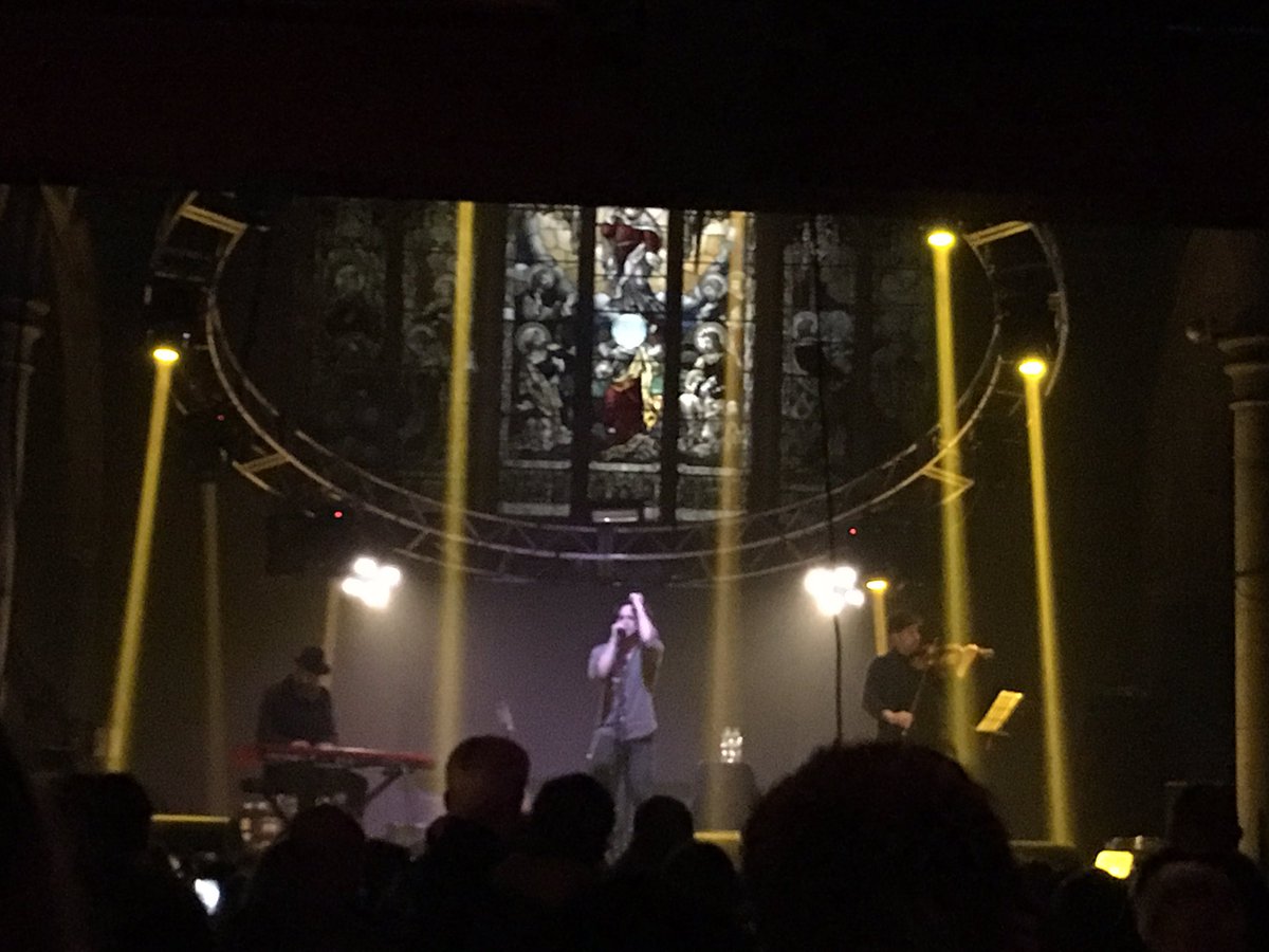 Hellou28's tweet photo. So lucky to be one of the few to attend the @JackSavoretti #SingingToStrangers album launch last night What a voice! Loved the intimate acoustic set in the beautiful venue @Church_Leeds #no1album by the end of the week 🤞🏻@Crash_Records https://t.co/v2oxdHC9xh