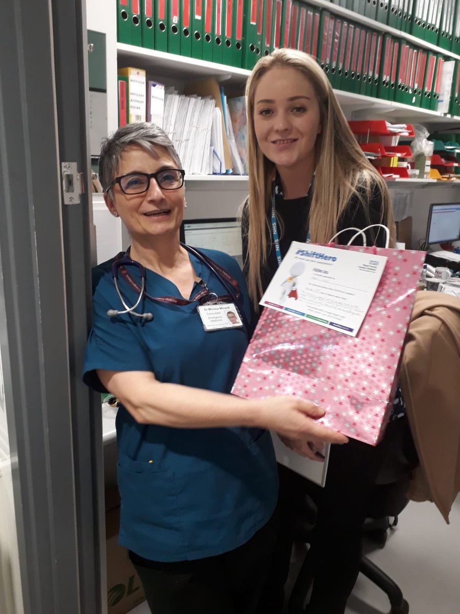 RSCH_ED's tweet photo. Another #shifthero @RSCH_ED @RoyalSurrey the always kind and smiling Katie Lillie #wevalueourstaff @jaa_adams @TinaHetheringto @LouiseSteadRSCH https://t.co/E1VEAfrjOu