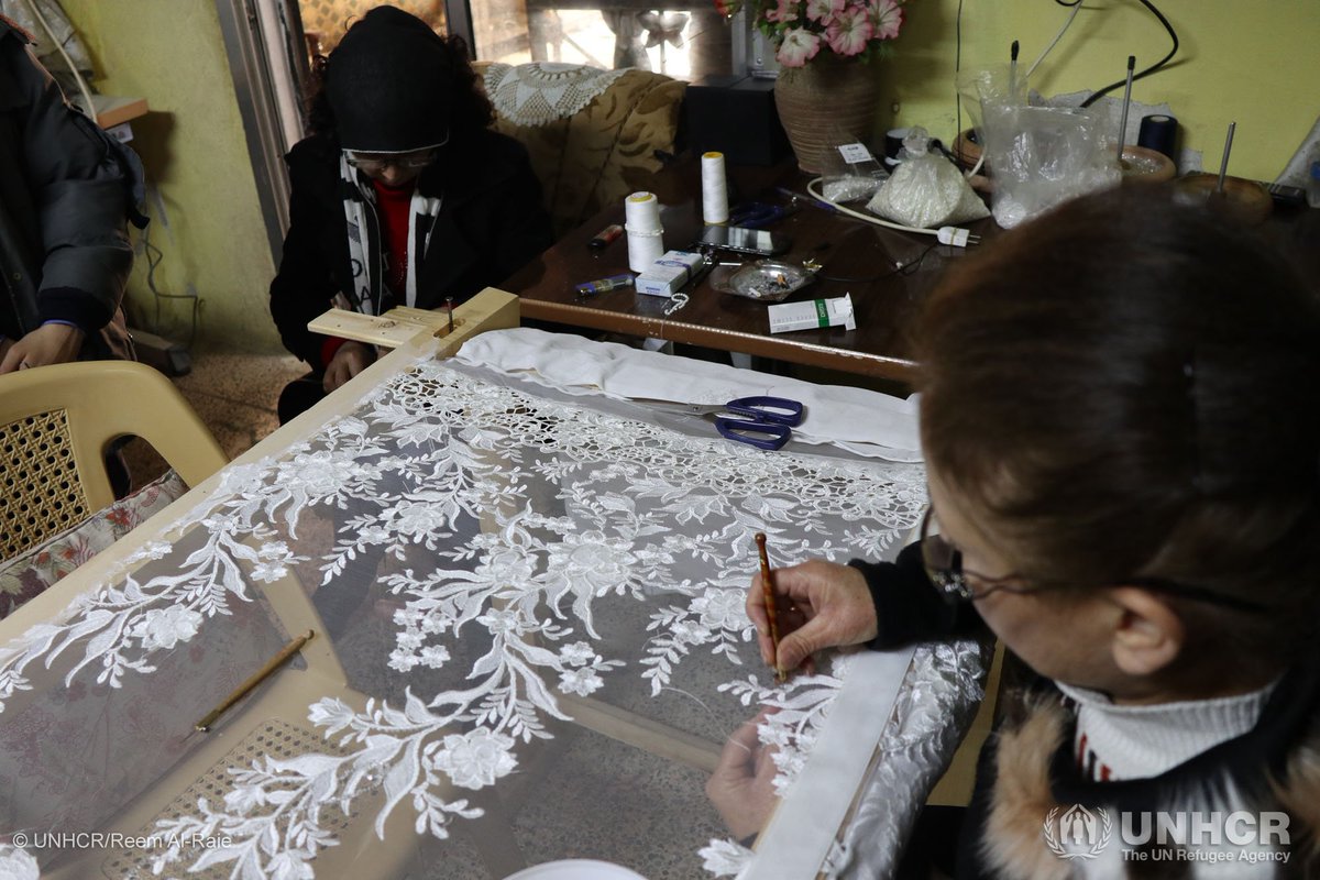 UNHCRinSYRIA's tweet image. Syrian women have displayed unimaginable courage and resilience throughout 8 years of crisis. 💪🏼

After enduring many hardships, Om Jawad with the support of #UNHCR started an embroidery workshop 🧵 and has hired 5 women who were also affected by the #SyriaCrisis.