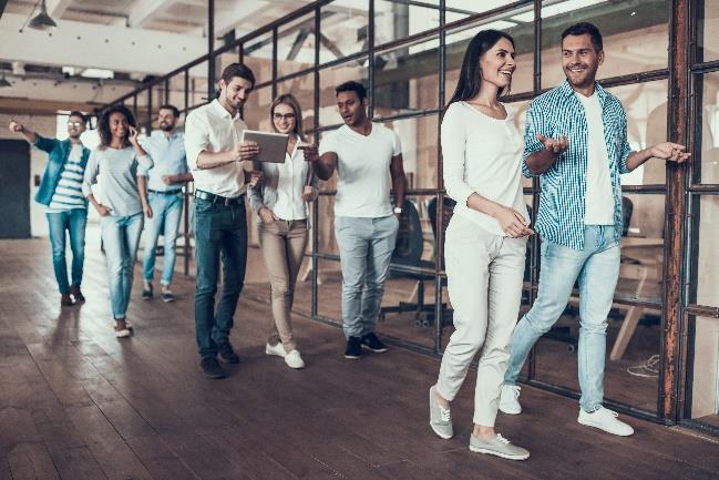 united4cancer's tweet photo. Stand up and walk! It is essential to get up and walk around for 5 or 10 minutes each hour and engage in at least 150 minutes of moderate-to-vigorous physical activity per week. Find out more at: https://t.co/S06AIdDUfX #Recipeagainstcancer @PatientPower @myESMO https://t.co/BT1CjdTvBn