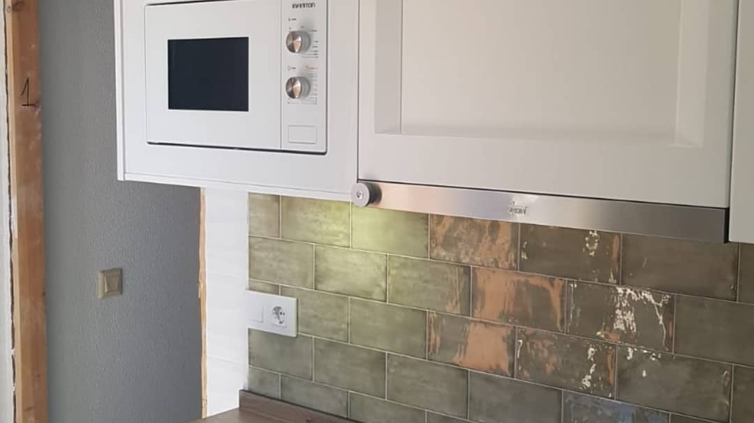 Elenkococinas's tweet photo. Así da gusto comenzar la semana 😊
.
.
.
.
.
.
.
.
.
.
#blanco #cocinas #elenkococinas #cucine #impecable #style #estilo #decoracion #madera https://t.co/jCC7pC1JrN