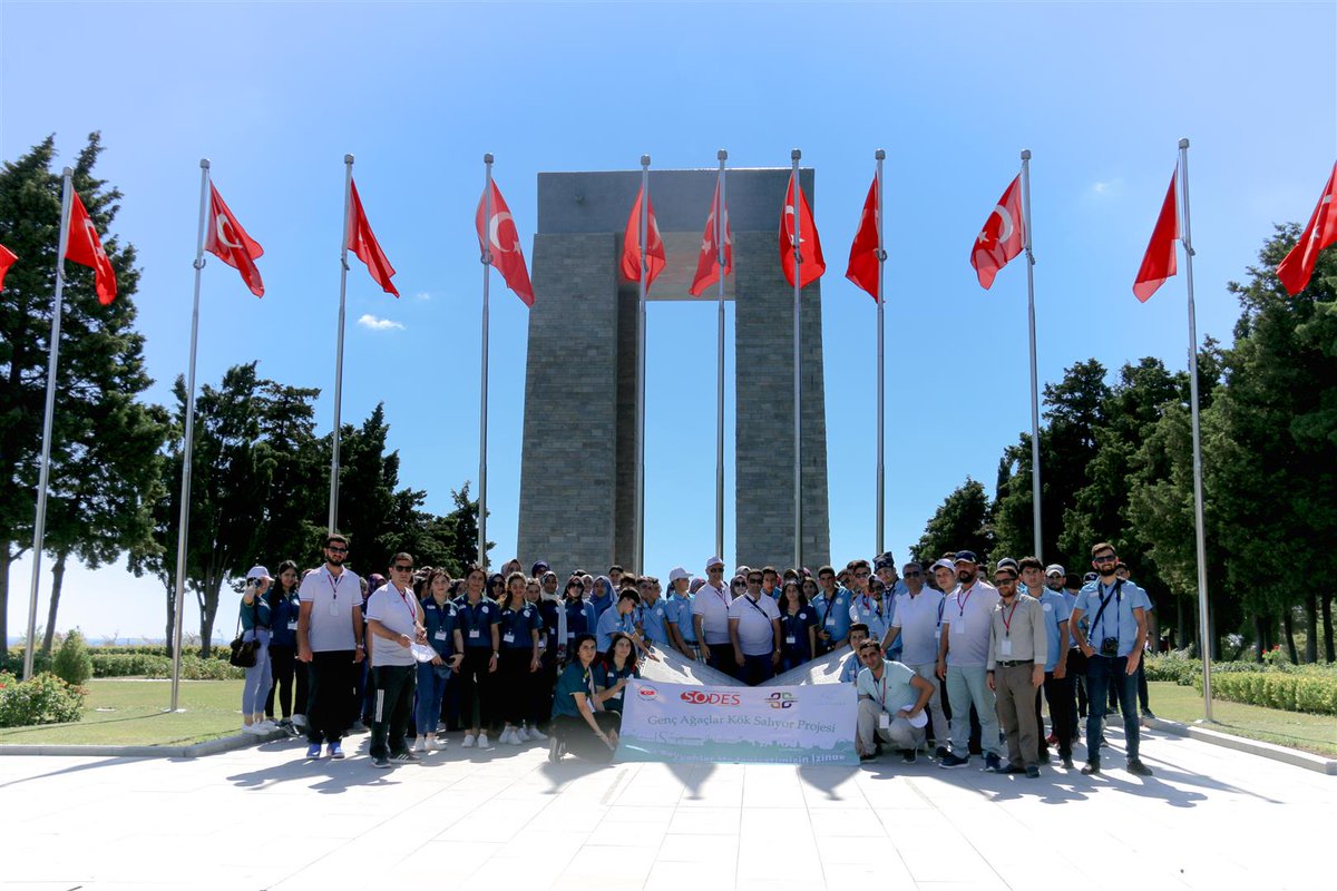 "104 Yıl Önce Bizlere Emanet ettin Ey Şanlı Ecdadım Ruhun Şad olsun, Değmedi mabedimin göğsüne namahrem eli"18 Mart Şehitleri Anma Günü ve Çanakkale Zaferi'nin 104. yıl dönümünde bu toprakları bize vatan yapan tüm şehitlerimizi rahmet ve minnetle anıyoruz.@fbbayguven <a href="/alikilicer/">Doç.Dr.Ali Kılıçer</a>
