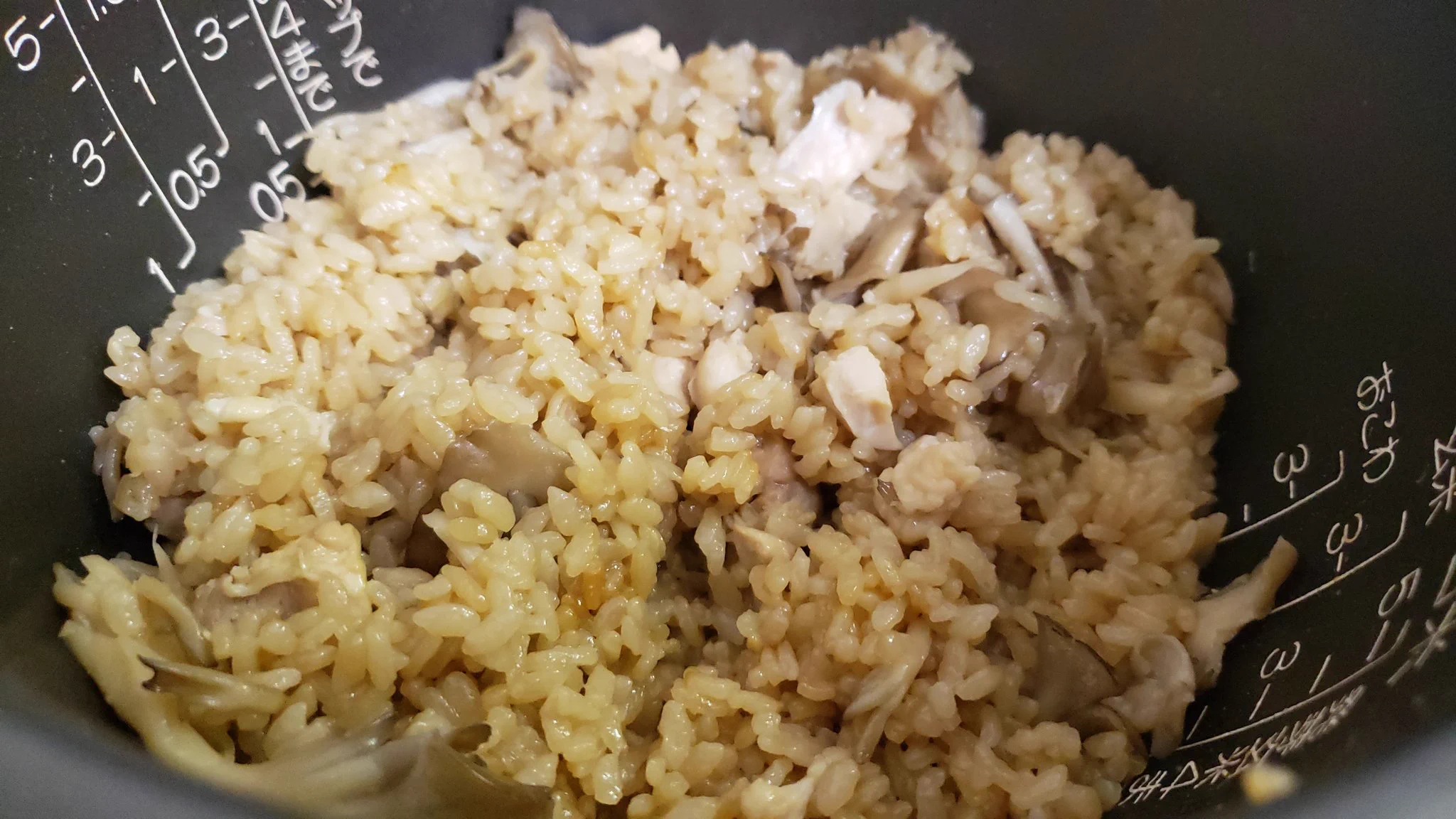 お酒でコメを炊く！？たったこれだけで絶品ご飯の出来上がり！