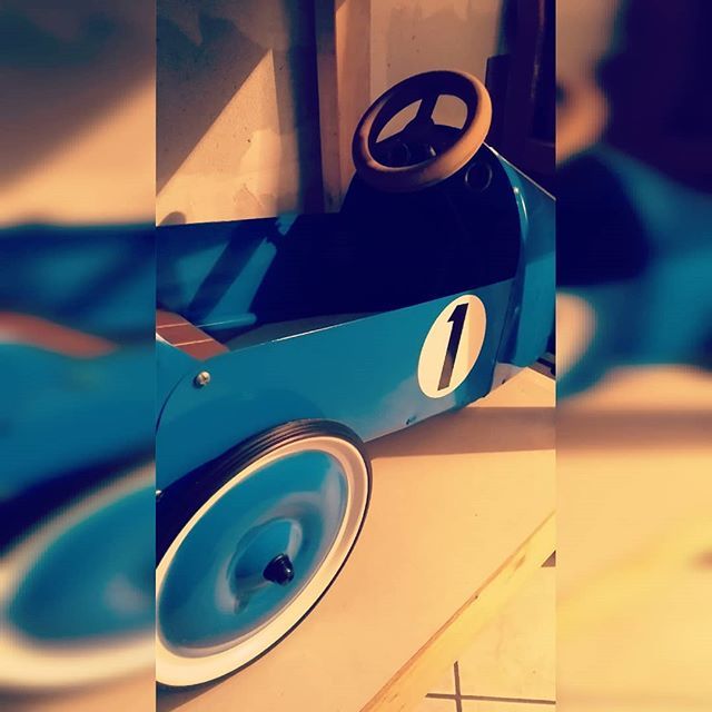 PaoloPandini's tweet photo. Presto andrai veloce.. 🚘⏳⏱️🐼
#bagheracar #pedalcar #champion #first #gio #giovastyle #steel #numberone #oldstyle #steeringwheel #toys #intantoiltemposeneva https://t.co/qvTRV65WPb https://t.co/9tteo74gUM