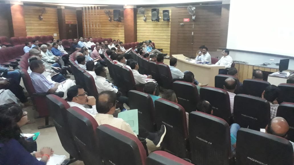 DyIndore's tweet photo. Sector officer training https://t.co/nw00x2m0VT