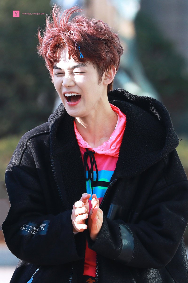 yeonjun_day's tweet photo. 190313 쇼챔피언 미니팬미팅

you're so precious when you smile (*´￫ܫ￩｀*)

#TOMORROW_X_TOGETHER #TXT #YEONJUN #투모로우바이투게더 #투바투 #연준 @TXT_members https://t.co/zQ6Y2aMPcT