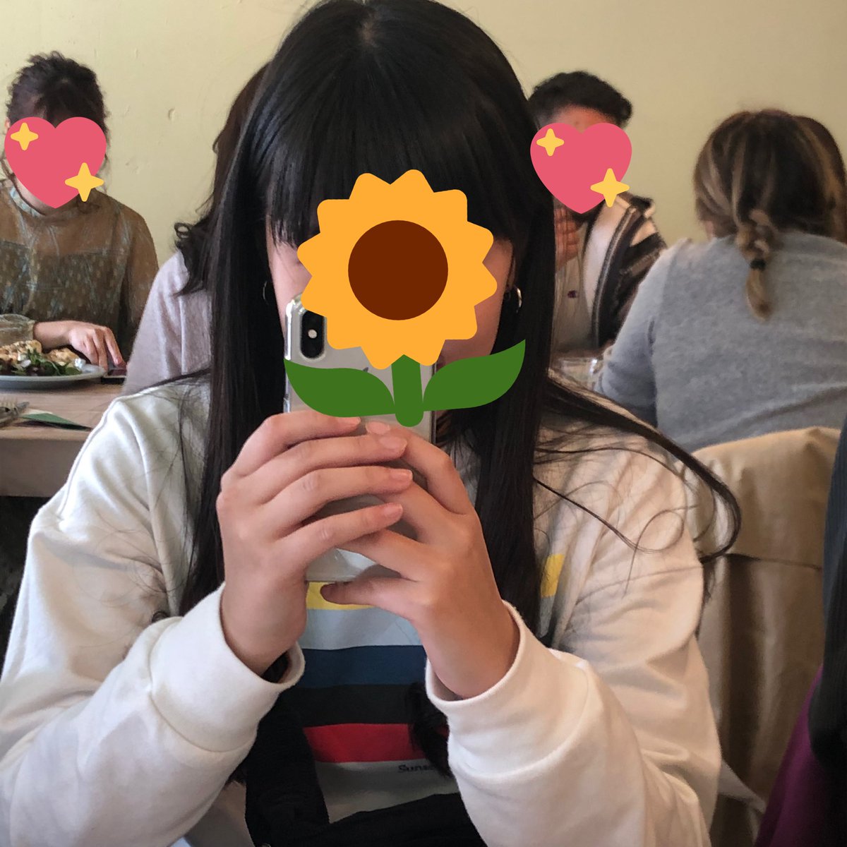 o3o9o21oo's tweet photo. 🌻@vhope_oo 🌻
昨日久々코니증してきた！！！(この名前でさえ懐かしい)
毎年新年にソプポーズしてたんだけど今年は新年に出来なかったから昨日やった(向きミスったけど)（笑）出会って3年経つとか本当に早すぎる私らも歳とったな…… https://t.co/HimjIv66Ow