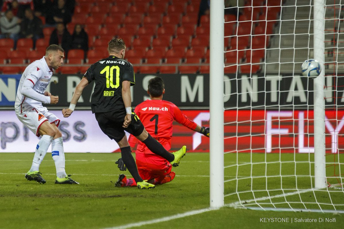 FCSion's tweet photo. 📸Toutes les images de la première période face à @1886_gc_zuerich sont à retrouver sur 👉https://t.co/bS8qRWBAsd ⚪️🔴
#SIONGC #HopSion https://t.co/1YD8MnJUgZ