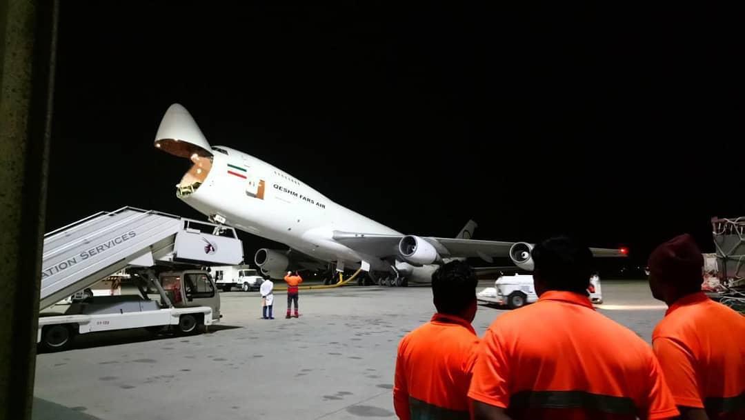 scramble_nl's tweet photo. During off-loading cargo yesterday at Doha in Qatar, this @BoeingAirplanes #B742F EP-FAB of #FarsAirQeshm tipped on it's tail. No information is known about the extent of the damage. #avgeek (Photos via Twitter) https://t.co/W5VoSMXuPC