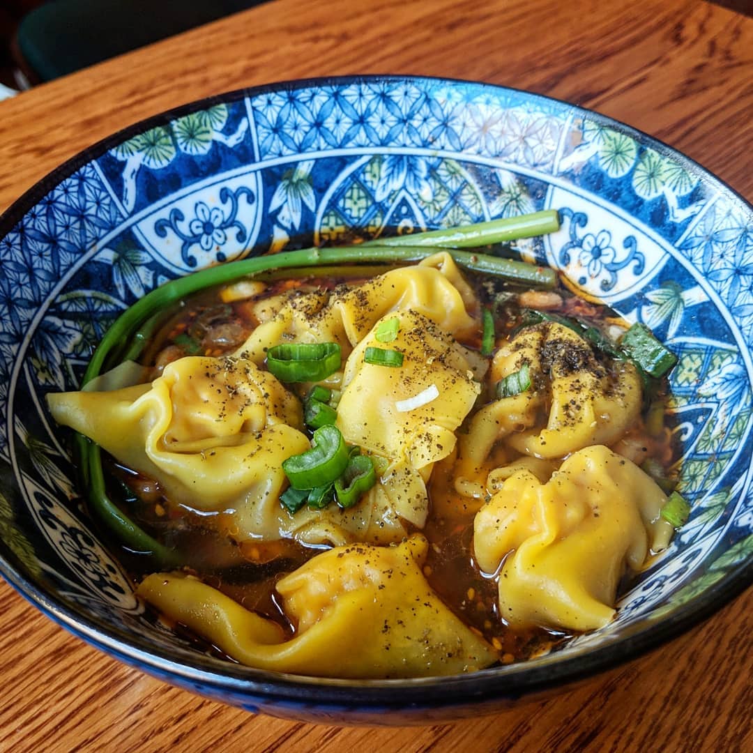 LondonPopups's tweet photo. 4 new pop-ups / events / whatever added to the site this weekend --> https://t.co/FwmTQoJoVX @liu_xiaomian at @jackalopeLDN, #LinnetsKitchen at @UnwinedSE1, #DiningWithBPR at @LDNCooking & @classicpenguins pop-up shop in #BethnalGreen Road https://t.co/4vXf3otCK5