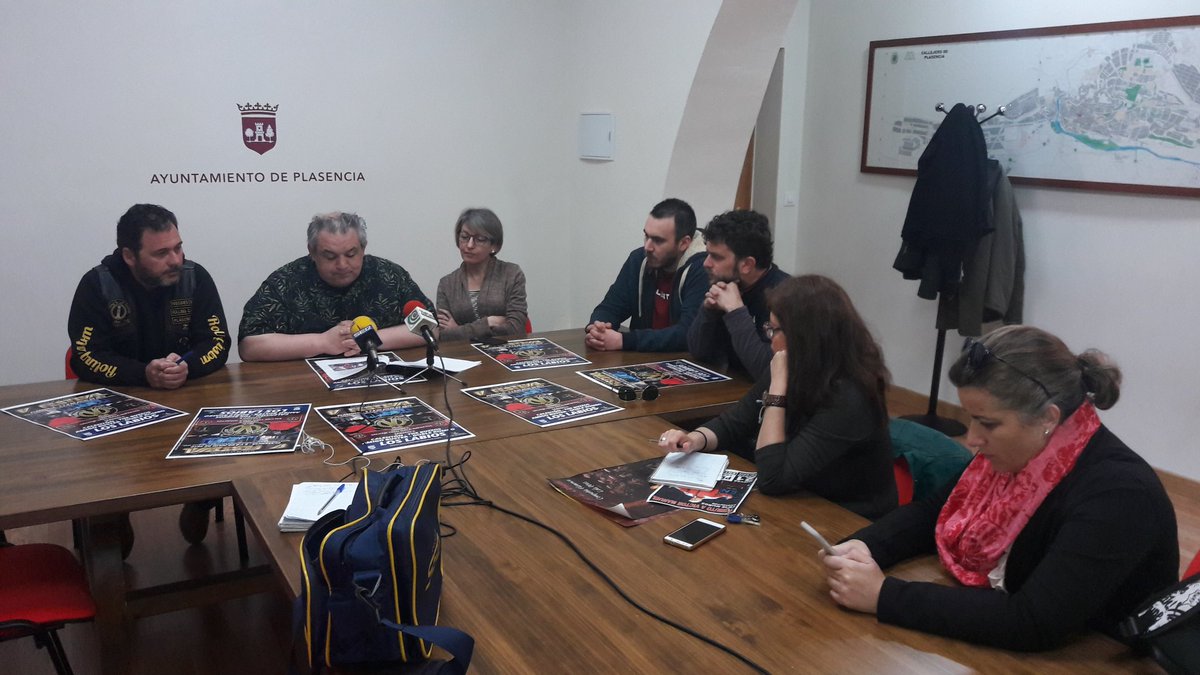 rollingcustomrock tweet media