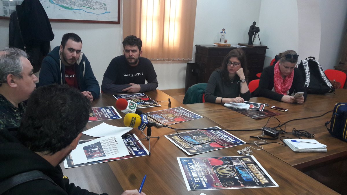 rollingcustomrock tweet media