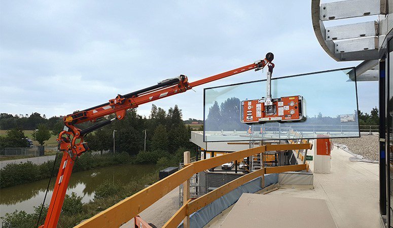 Wendbare glaszuiger voor het plaatsen van glas tot 500 kilogram gevelbouw.info/wendbare-glasz…
