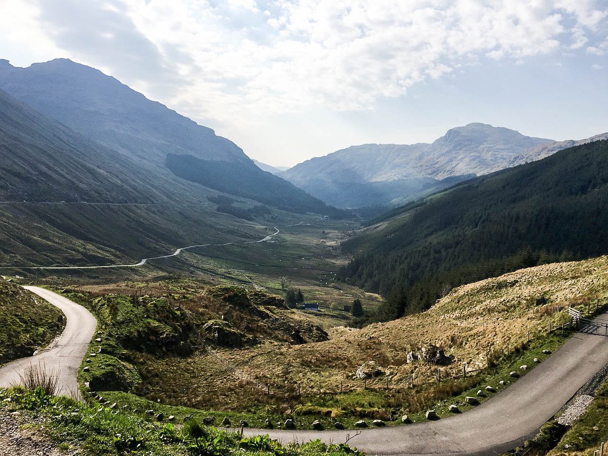fmxevents's tweet image. How beautiful is this view! ⛰
We are lucky to get to travel around the UK whilst transporting equipment for our clients. This was taken at the Rest and Be Thankful viewpoint in Scotland as we were transporting equipment for a customer. We love our job 😃
#events #transport