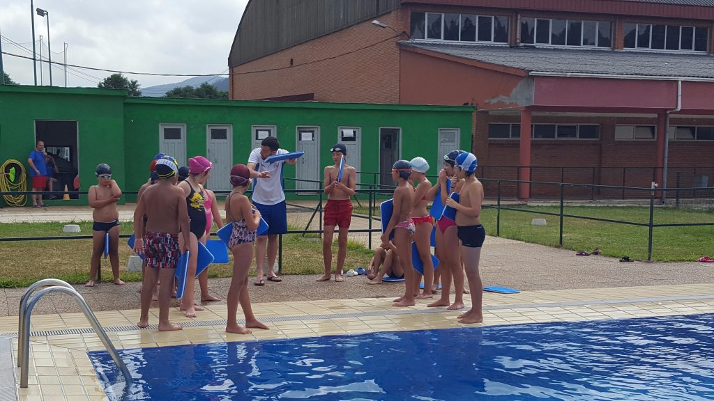 siteCAMPS's tweet image. ¿Estás buscando un campamento de verano en Asturias? GR SUMMER CAMP tiene muchas opciones para ofrecerte. Solicita más información aquí --&amp;gt; bit.ly/2HD22U9