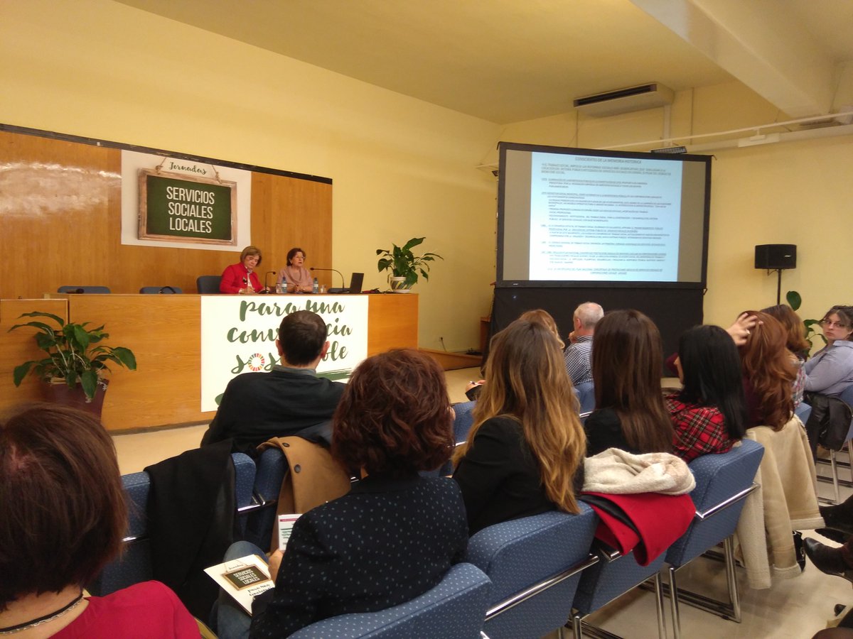 COTSASLaRioja's tweet photo. 30 AÑOS DEL PLAN CONCERTADO DE SERVICIOS SOCIALES
Para iniciar estas @JssocialLogrono Patrocinio de las Heras, nos habla de la historia del desarrollo de los #ServiciosSociales en España.

@cgtrabajosocial @AytoLogrono @TSUnirioja @unirioja https://t.co/dkl8gum7Fg