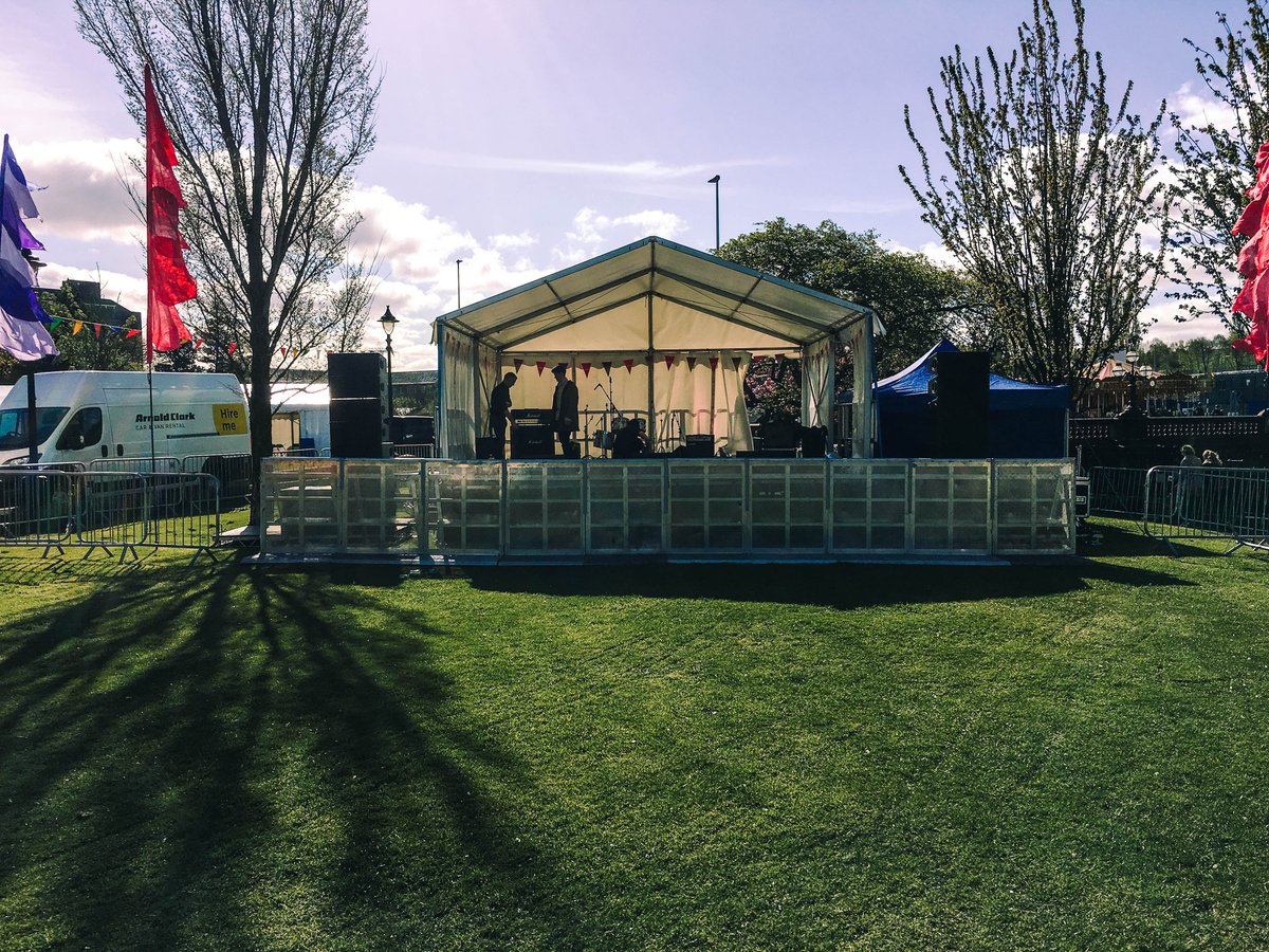 fmxevents's tweet image. Glad it&apos;s finally Spring again &amp;amp; we will get weather like this soon 🌞 This was a fun job where we provided our stage, front of stage barriers and PA in Paisley. 

#stage #PA #events