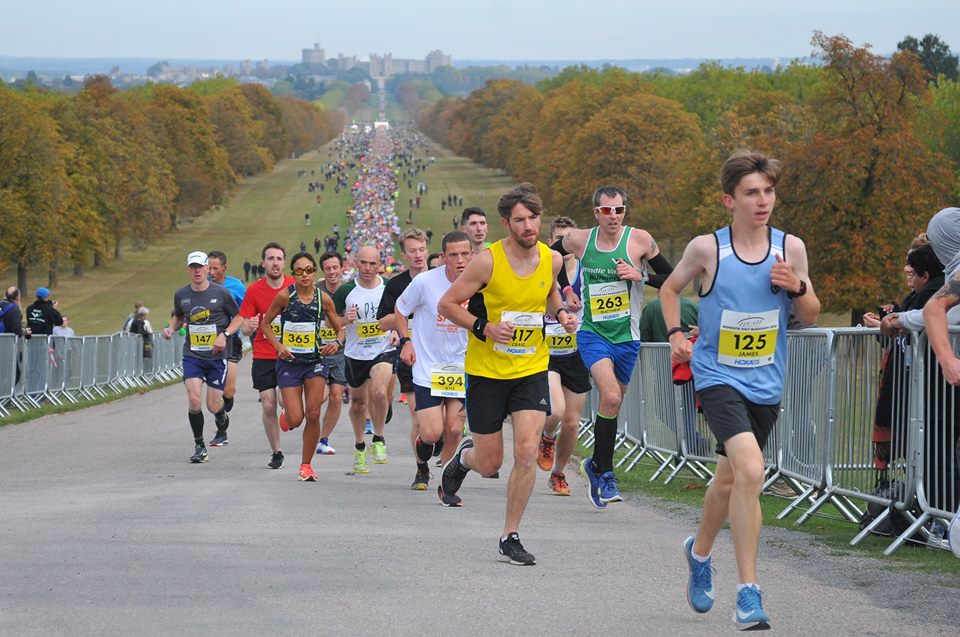 windsorhm's tweet photo. #mondaymotivation 13.1 miles of stunning scenery through Windsor Great Park - Sign up today early bird entry ends 31st March https://t.co/8ZILwjOZsJ #windsorhm #windsorgreatpark #gofasterfood #runwindsor https://t.co/VpJaG1R6uC