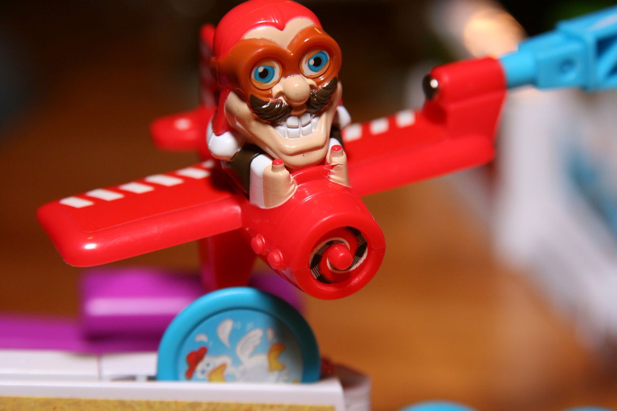 Stef Stuntpiloot gaat vanavond niet door! ⚠️
Vanwege de harde wind kunnen we vanavond helaas niet opstijgen. ✈️💨