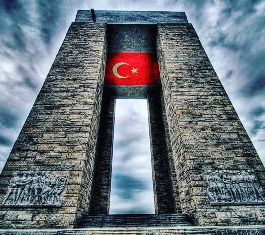 #18martcanakkalezaferi nin 104. Yıl Dönümünde; Başta Başkomutan Mustafa Kemal ATATÜRK olmak üzere, canlarını hiçe sayan tüm Şehit ve Gazilerimizi rahmet ve minnetle anıyoruz...
#ÇanakkaleGeçilmez