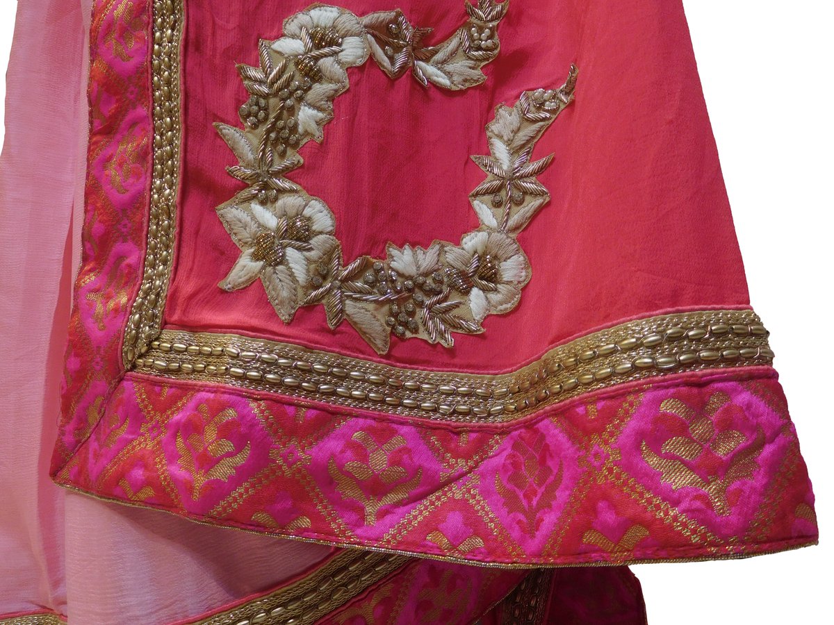 smsarees's tweet photo. SMSAREE Pink Designer Wedding Partywear Crepe (Chinon) Stone Zari Thread Beads &amp; Bullion Hand Embroidery Work Bridal Saree Sari With Blouse Piece E490 https://t.co/u52XSMvtLH #designer #sale #smsaree #festival #Sale https://t.co/sDoApAyUtD