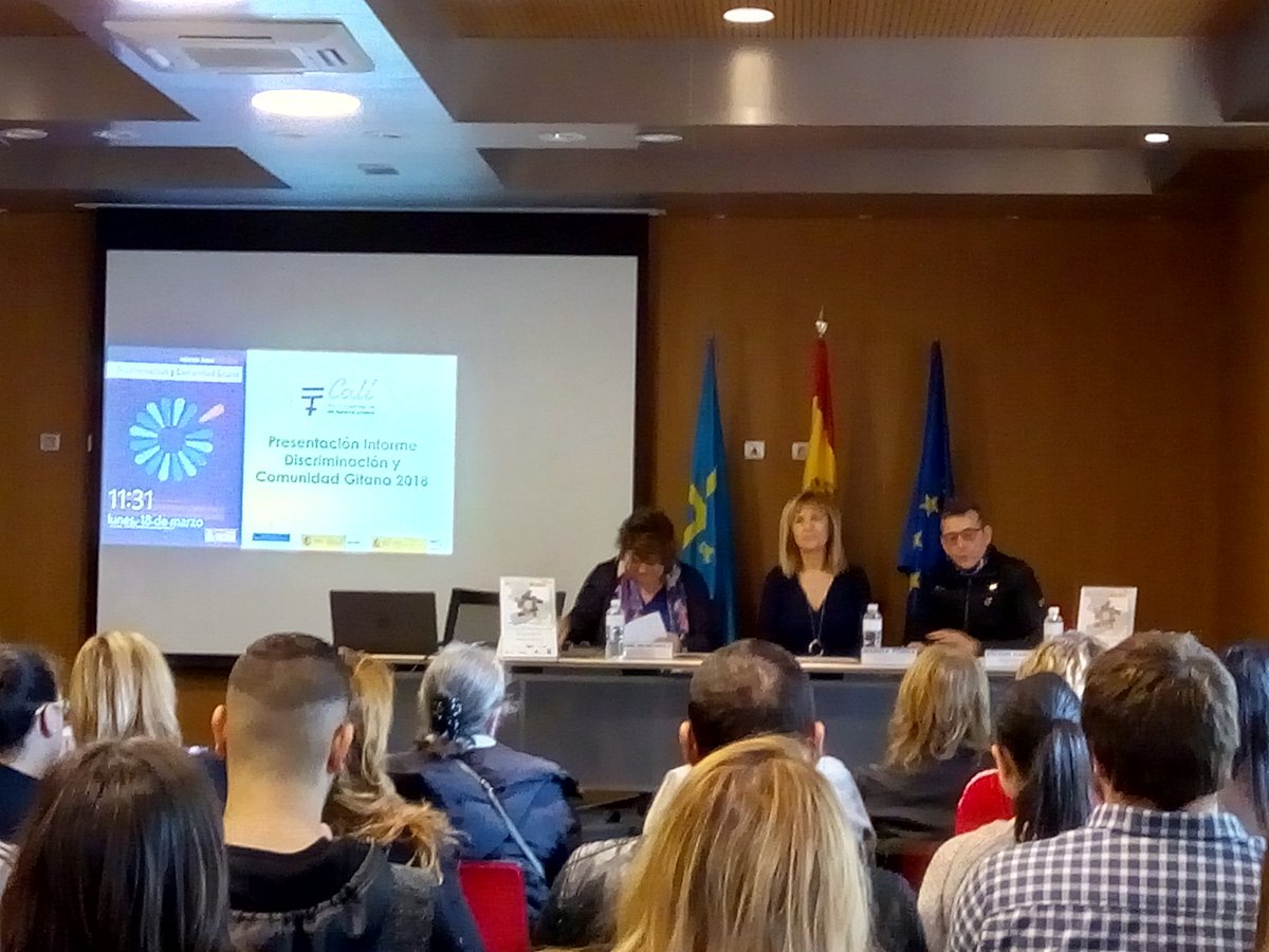 En la presentación del informe #Discriminación y Comunidad Gitana 2018 de @gitanos_org_AST