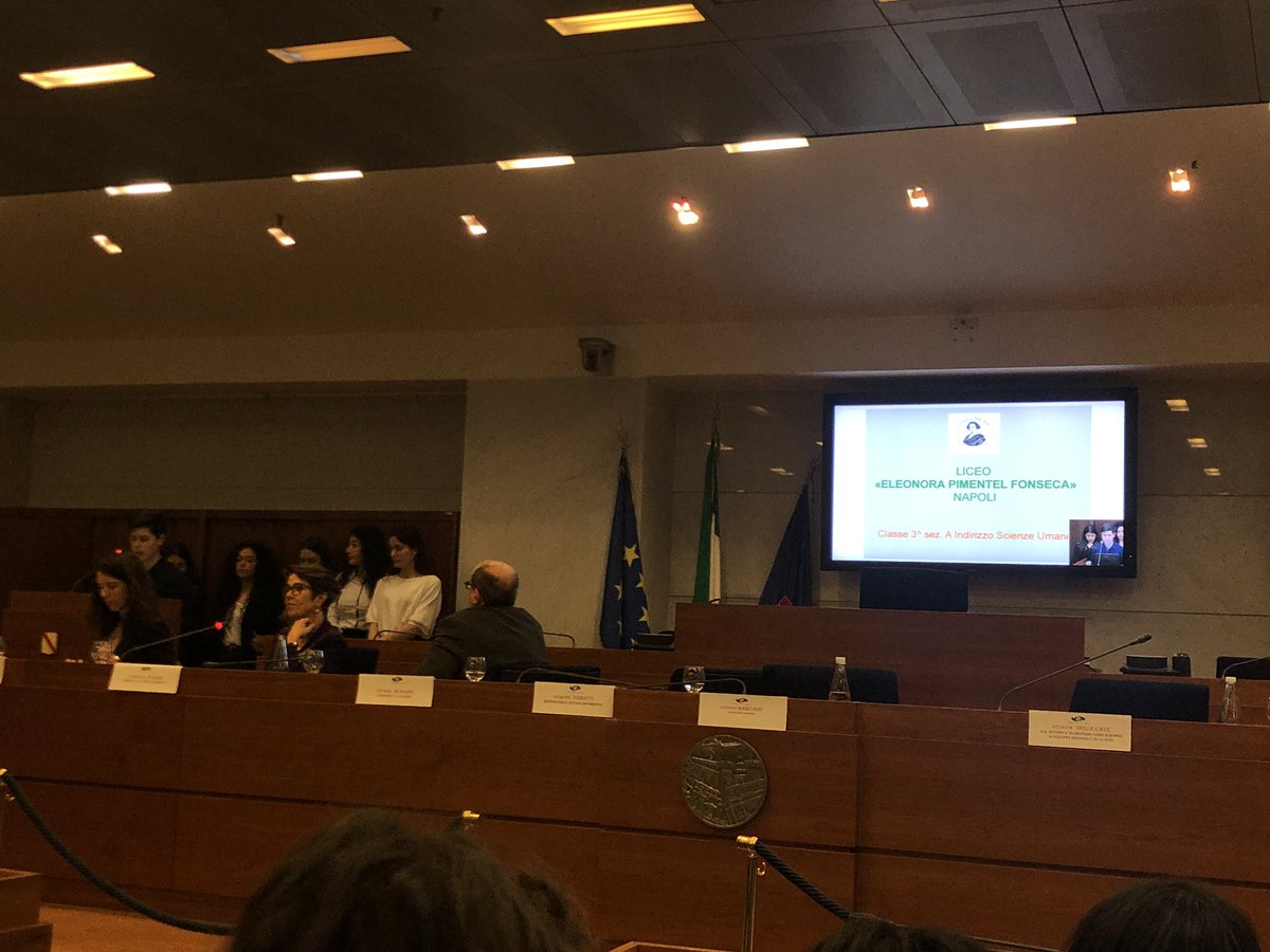 libayrators's tweet photo. Complimente al team @DiffNonIndiff per il loro progetto!👏🏻❤️

#ODCampania #ODCstories #asoc1819 @ascuoladioc @regionecampania https://t.co/0nLid4jUTj