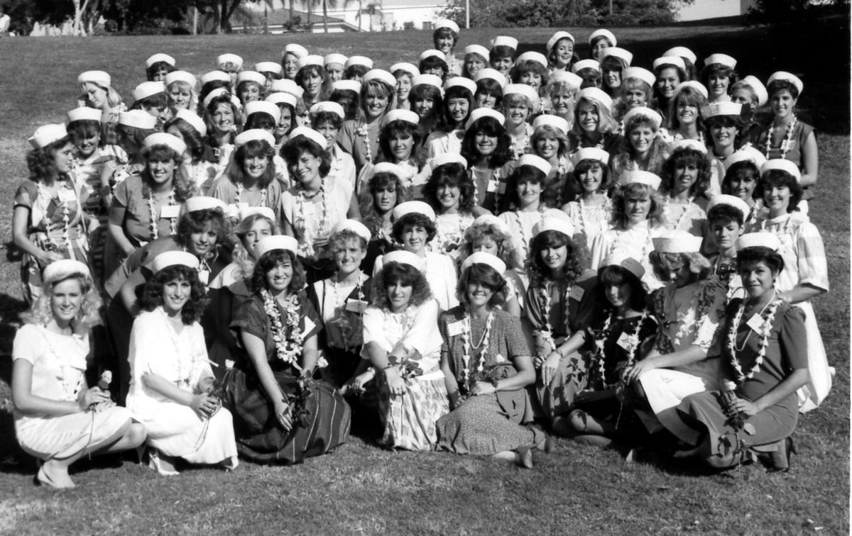 Happy 34th birthday to our Epsilon Sigma-San Diego State chapter, which was established on March 16, 1985. <a href="/deltagammasdsu/">Delta Gamma</a>