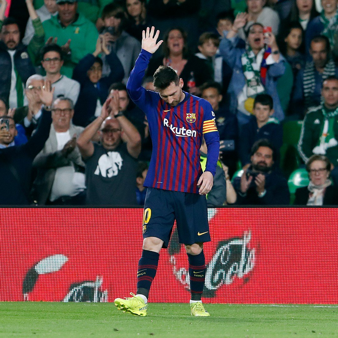 ClubMitjanit's tweet photo. 💫 AQUESTA NIT VOLEM RECORDAR LES MILLORS NITS DE MESSI. Quin partit no voleu que falti?
#ClubMitjanit https://t.co/Ulbuq6gsPa
