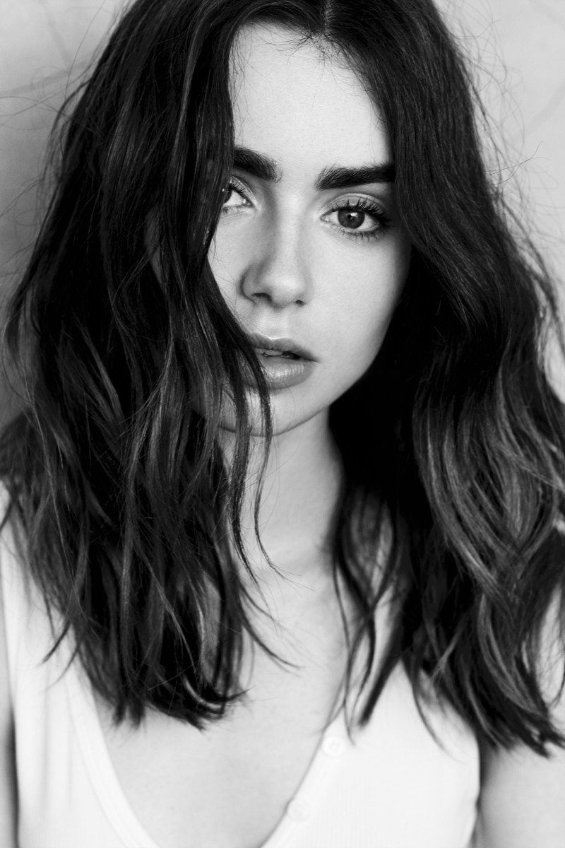 Happy Birthday Lily Collins!      