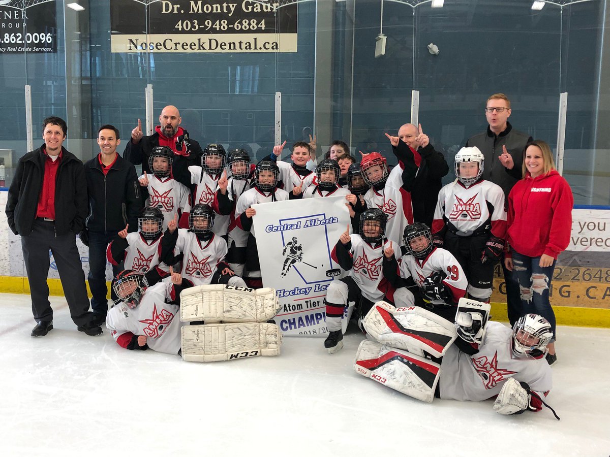 HockeyAirdrie's tweet photo. ALSO, big congratulations to Airdrie's Atom T4 Airdrie Lightning for bringing home another championship banner after defeating the Okotoks Oilers 8-4! #AMHAPride #AMHABuilt #AMHAGrown #ProvincialChamps #Champions #Atom #AtomHockey #Atom #Hockey #Airdrie #AMHA #Banner #Champs https://t.co/PxZlzXoATH