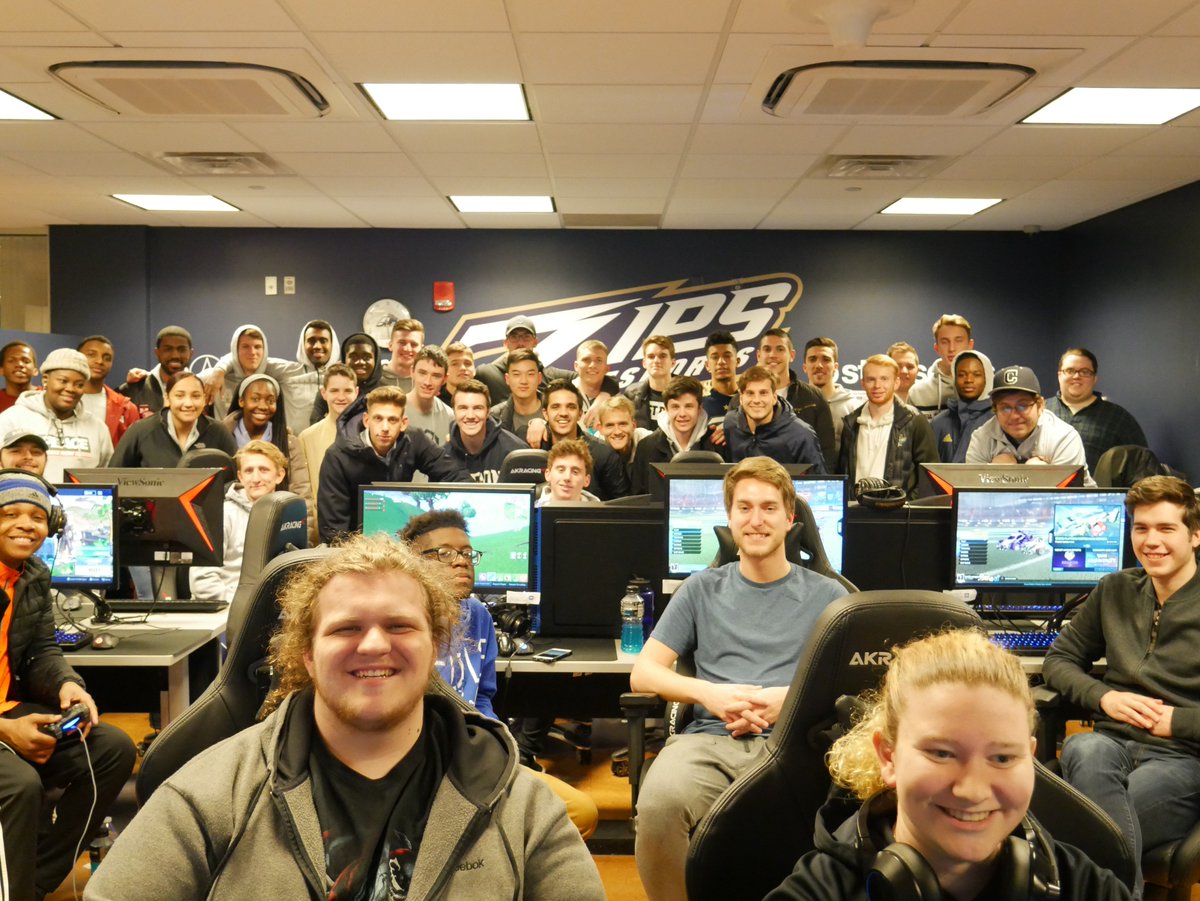 ZipsEsports's tweet photo. Had a blast hosting @uakron @ZipsMSoc during their STEM event last Friday! Players paired up with students to play a variety of games including #FIFA19, #Fortnite, and #SuperSmashBrosUltimate!  It's great to see the team engaging students in innovative ways. #GoZips! https://t.co/WYQP1aqZZ6