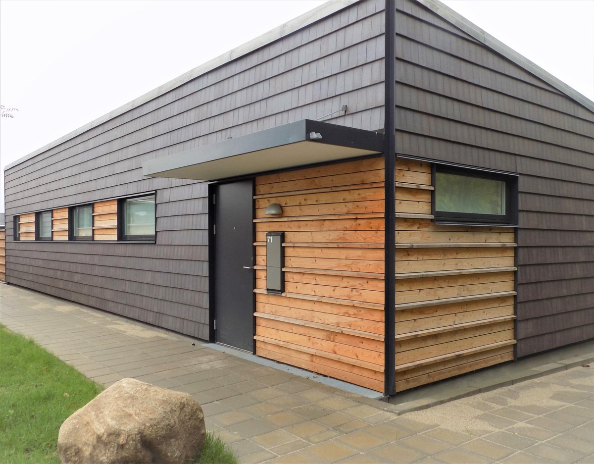 ArchitileNL's tweet photo. De Vidar Manchester in Aarhus (Denemarken) gecombineerd met klassieke houtelementen. 

De Vidar is ook verkrijgbaar in andere kleuren. Benieuwd? Bekijk het gehele scala op https://t.co/SDCJFKEZog https://t.co/6bD66W0I8q