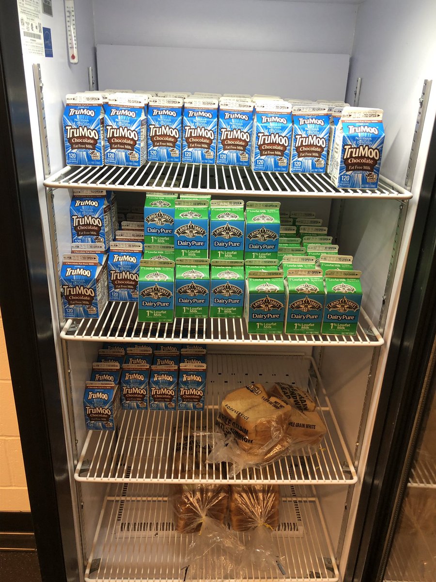 ClWeightroom's tweet photo. Weight room fridge loaded up for Monday, let’s have a great week of workouts! #postworkoutprotein https://t.co/wu8Bo5LIV4