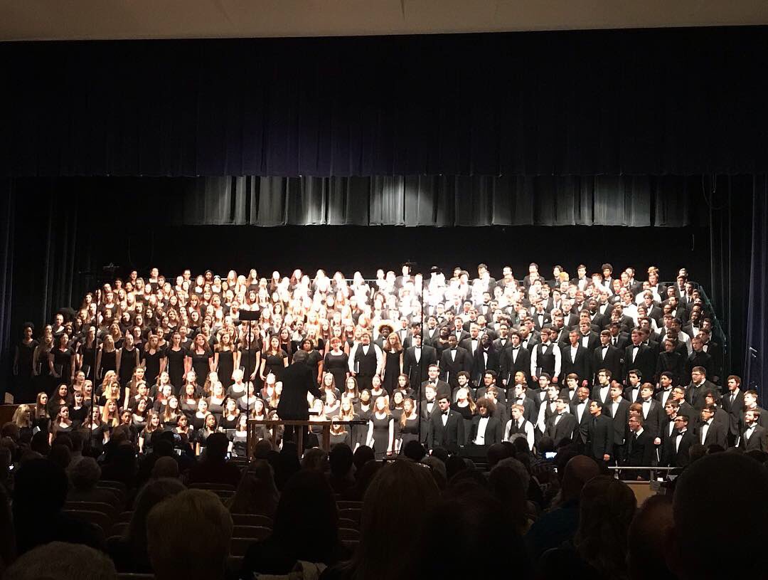 SWRHSChorus's tweet image. So proud of Rebecca Hogan, Soprano I, for participating in the Mars Hill Choral Festival directed by of Z Randall Stroope. Stroope. It’s the first time in many years that SWR was represented in this festival choir- so it was awesome to bring that back to our Choral program. ♥︎