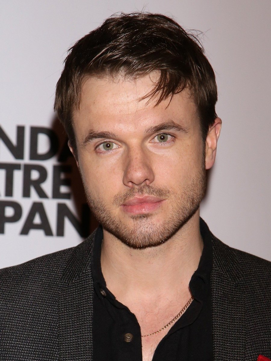 Актер ронан вайберт. Ли пейс ронан. Ронан обвинитель стражи галактики. Ли пейс ронан обвинитель. Ронан актер.