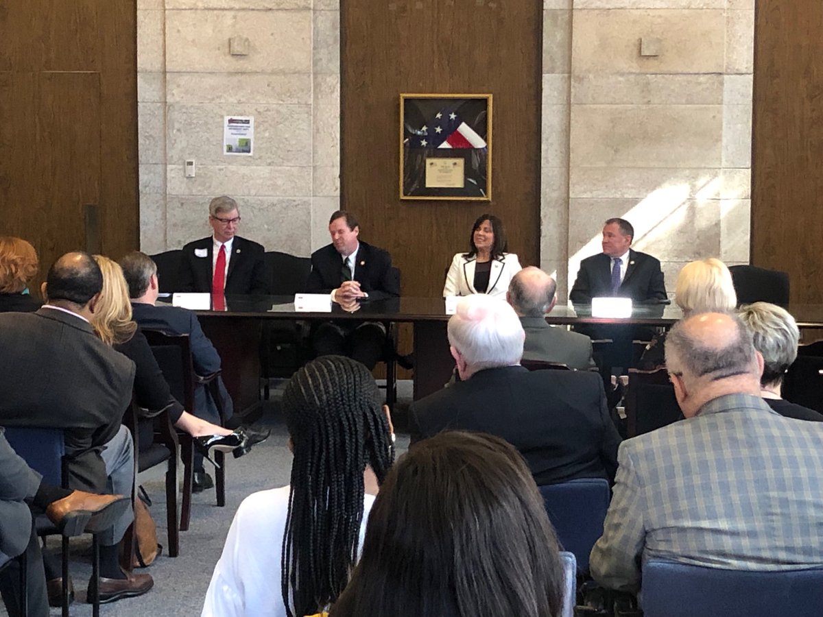 Great conversation on the value of higher education at the SBBA Higher Education Summit at the Shreveport Chamber!