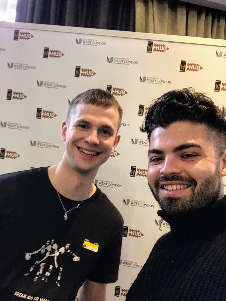 CurrentFuture_'s tweet image. A selfie for a good cause! #AsprayCanHelp #Charity @EalingBizExpo @AspWestLondon