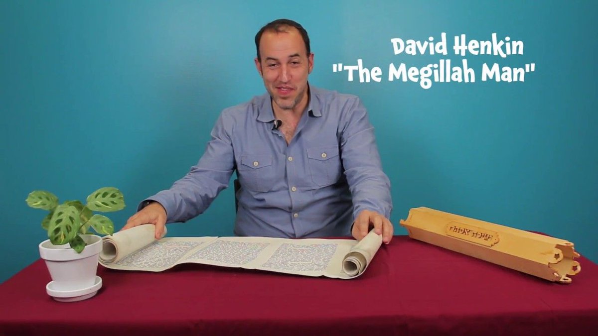On Purim we read the Megillah. Learn the basics in this kid-friendly video. Happy #Purim! buff.ly/2TLOxYQ #jewishholidays #jedchat