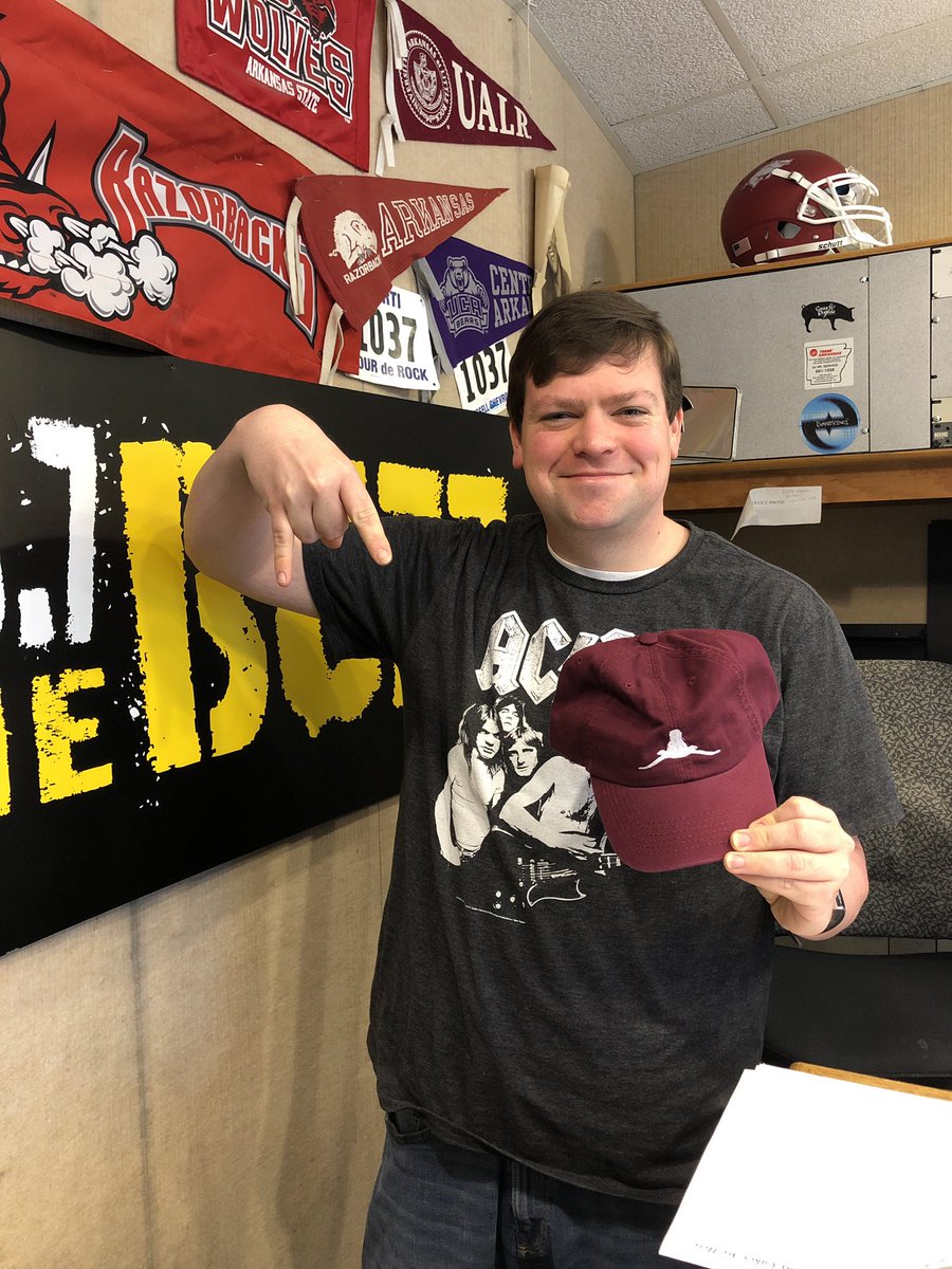 1037TheBuzz's tweet photo. Win Horns Down Hat
Tune In to The Zone
@JustinAcri7 #MattyT https://t.co/Q1w4bqaYsZ