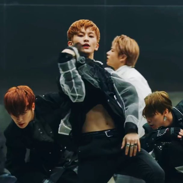 neoboyisgood's tweet photo. ก็มาดิค้าบบบบ ไม่มีใครยอมใครทั้งนั้น ชั้นบอกเรย ตายคือตาย..
#NCT127_WakeyWakey https://t.co/mn9aogCg56
