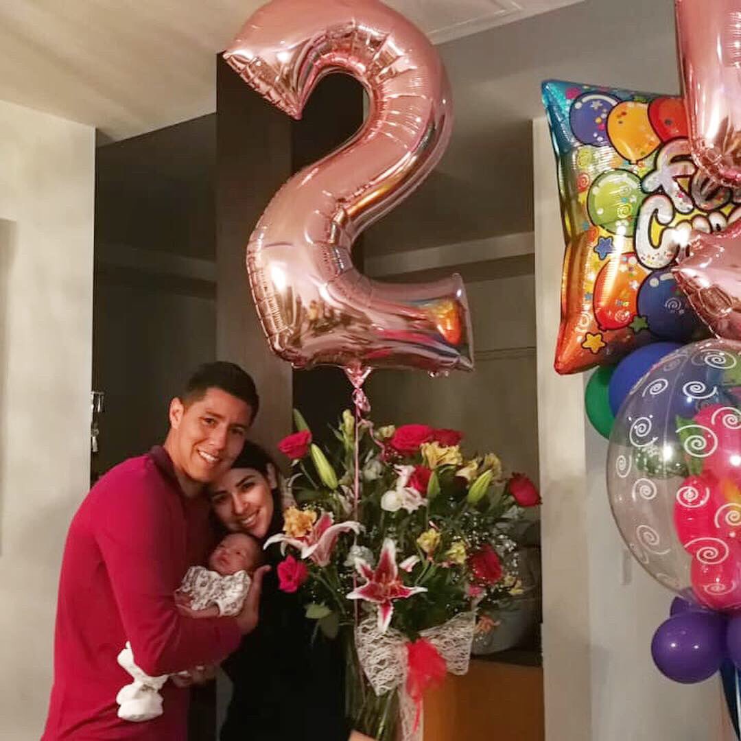 hugoac_4's tweet photo. Feliz Cumpleaños mi amor, que Dios y la Virgen te Bendigan hoy y siempre. Y que nos permitan disfrutar de toda la vida juntos. Te Amo.❤💓😍❣ https://t.co/CgmwHsmxEJ