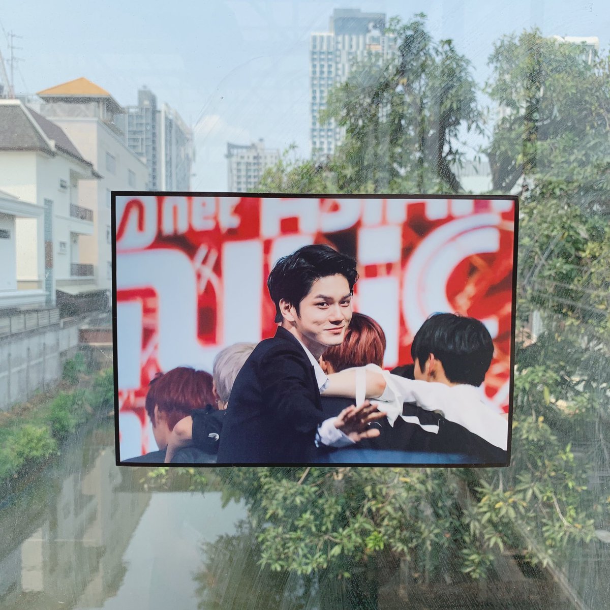 untitled_mk's tweet photo. With love, always
#FORWARD_FLL Exhibition in BKK 20190318 https://t.co/r9cxh0xBOZ
