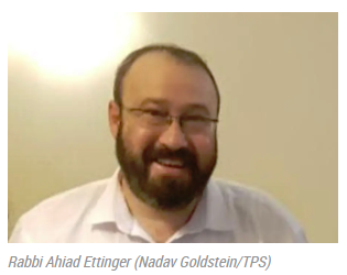 Yesterday a #Palestinian terrorist brutally murdered 19yr old Gal Kayden &amp; Rabbi Ahiad Ettinger, 47, father of 12. The only newspaper in #UK that thought it's worth mentioning is <a href="/MailOnline/">Mail Online</a>. Disinformation creates a wrong perspective, selective information is a culprit as well.