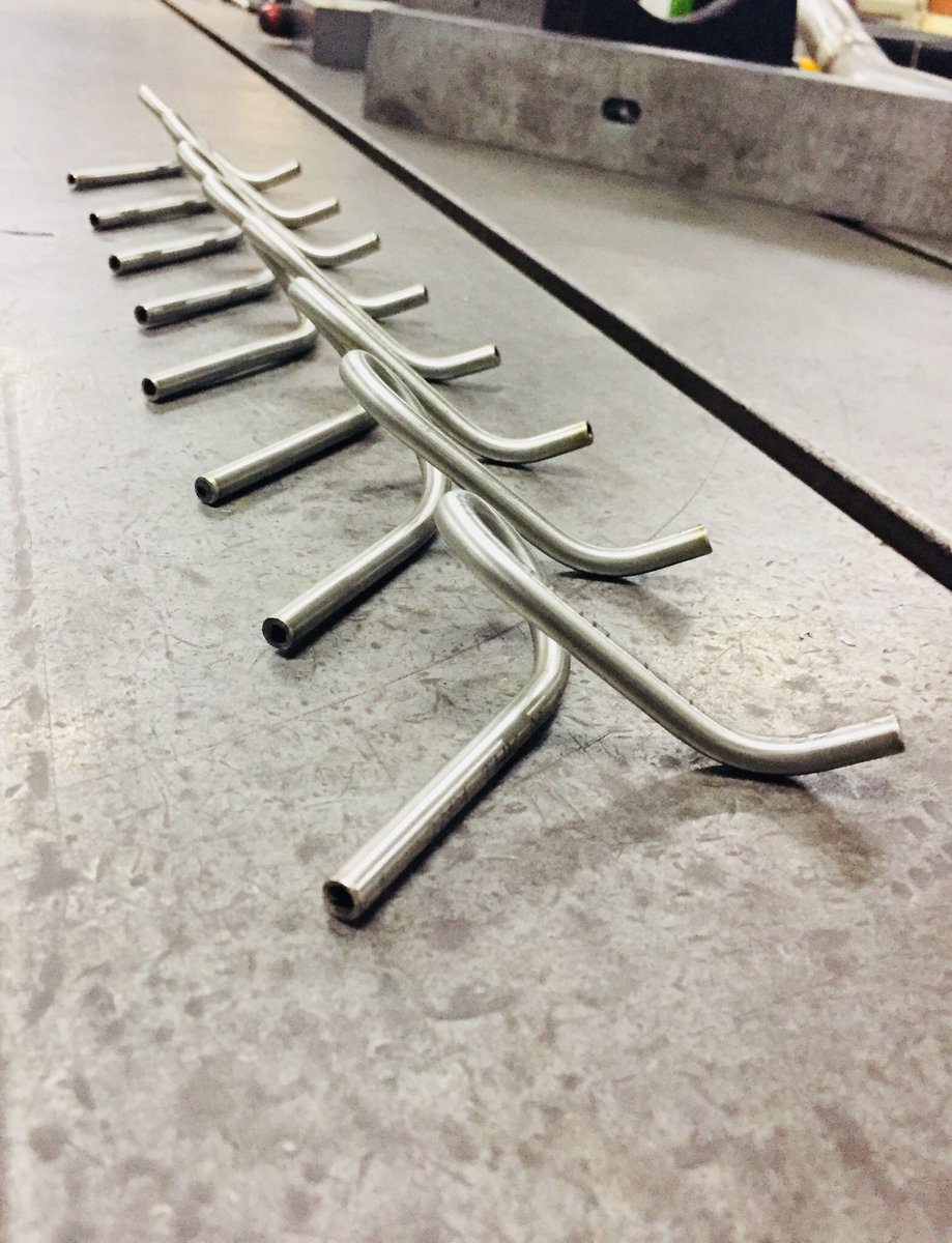 Autoforms_India's tweet photo. Critical tubular assembly components @Autoforms_India ready for dispatch
#tubebending #tubefabrication #pipebending #MakeInIndia #hydroforming 
#stretchbending #profilebending #endforming #allmetals #metalbending
#CNCmachining https://t.co/9wKWZwWXxv