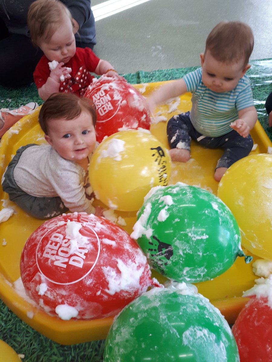 This little lot never fail to make a big mess! 🔴❤ #messy #messyplay #development