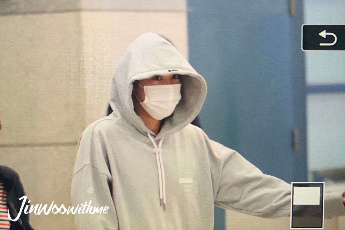 jinwoowithme's tweet photo. 190318 #KIMJINWOO #JINU #WINNER #위너 #김진우 #진우 @official_jinu_ https://t.co/CLJTOKccKj
